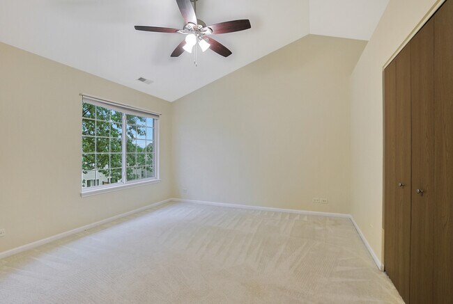 Building Photo - 3184 Impressions Dr