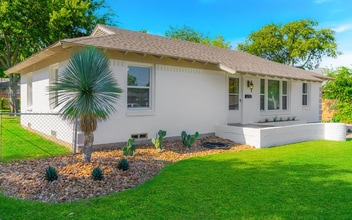 Building Photo - 3 Bedroom home in highly desireable area