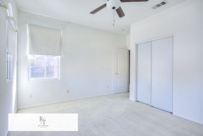 Building Photo - 3879 Bella Villagio Ave