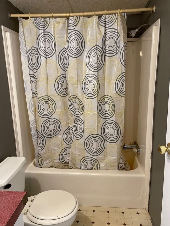 Building Photo - 3 BED, 2 BATH MOBILE HOME