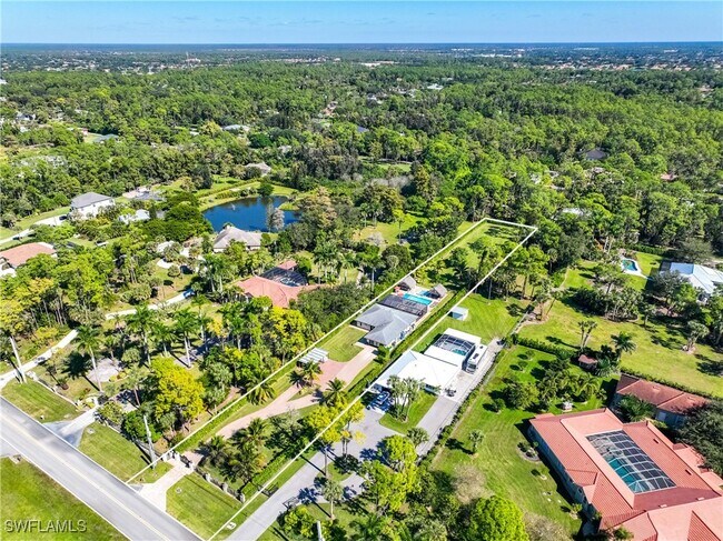 Building Photo - 1890 Oakes Blvd