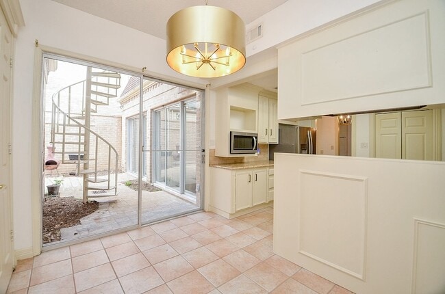 Building Photo - 44 Bayou Pointe Dr