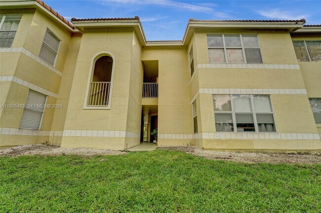 Building Photo - 417 Vista Isles Dr