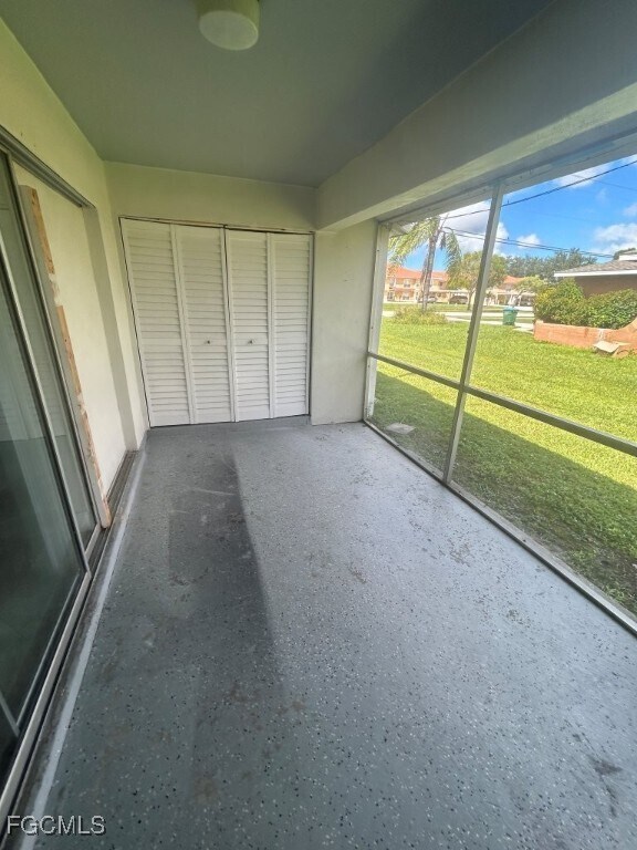 Building Photo - 4527-4529 Skyline Blvd