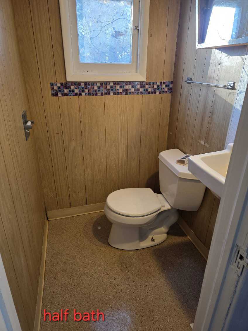 Building Photo - 1332 Poplar Pl