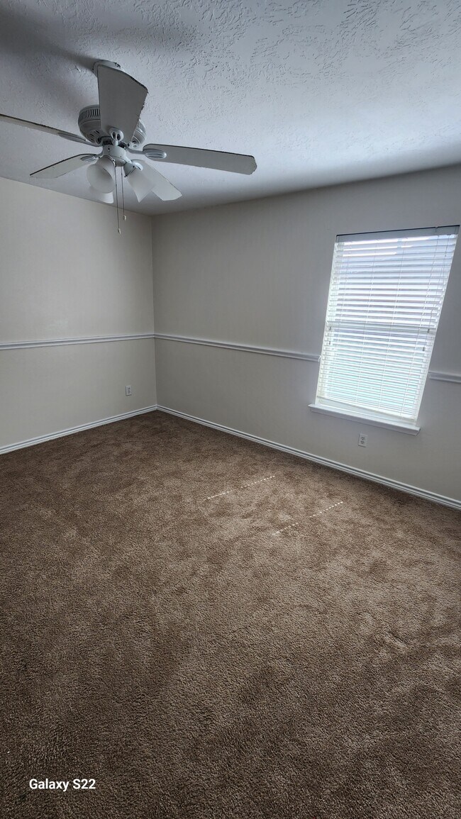 Building Photo - 4914 Trailing Clover Ct