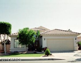 Building Photo - 2281 W Redwood Dr