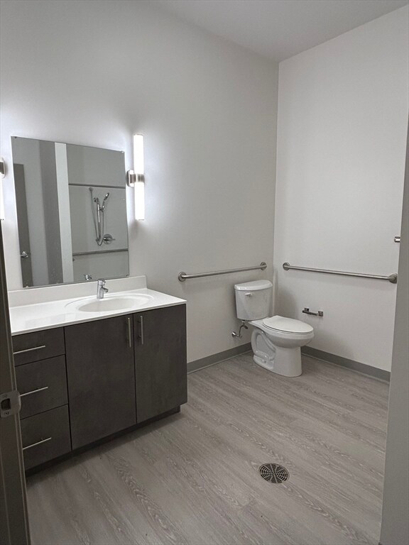 Building Photo - 626 Main St