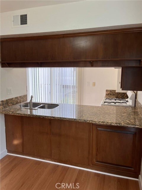 Building Photo - 2429 Oswego St