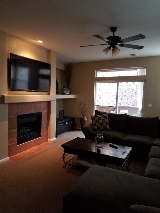 Building Photo - 9484 Southern Hills Cir