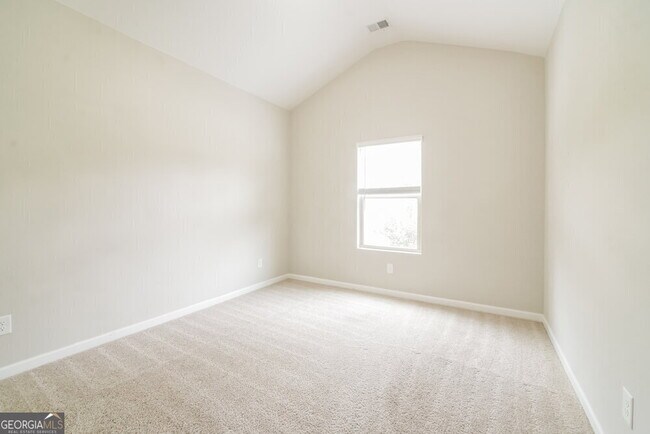 Building Photo - 309 Spruce Creek Ln