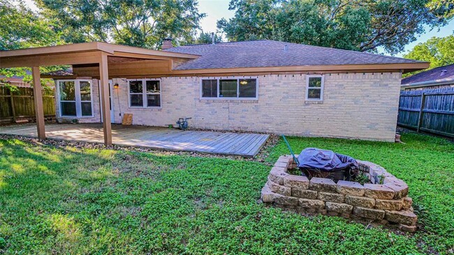 Building Photo - 4819 Marywood Dr