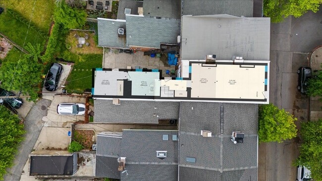 Building Photo - 656 Washington Blvd