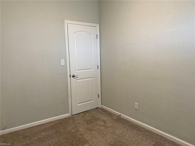 Building Photo - 1013 Choctaw Ct