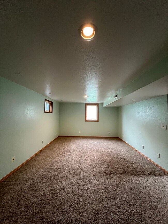 Building Photo - Mead Home Coming Soon!