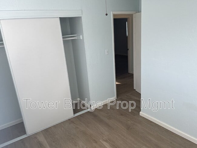 Building Photo - 8724 Halverson Dr