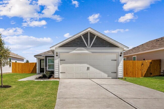 Primary Photo - 10410 Red Cardinal Dr