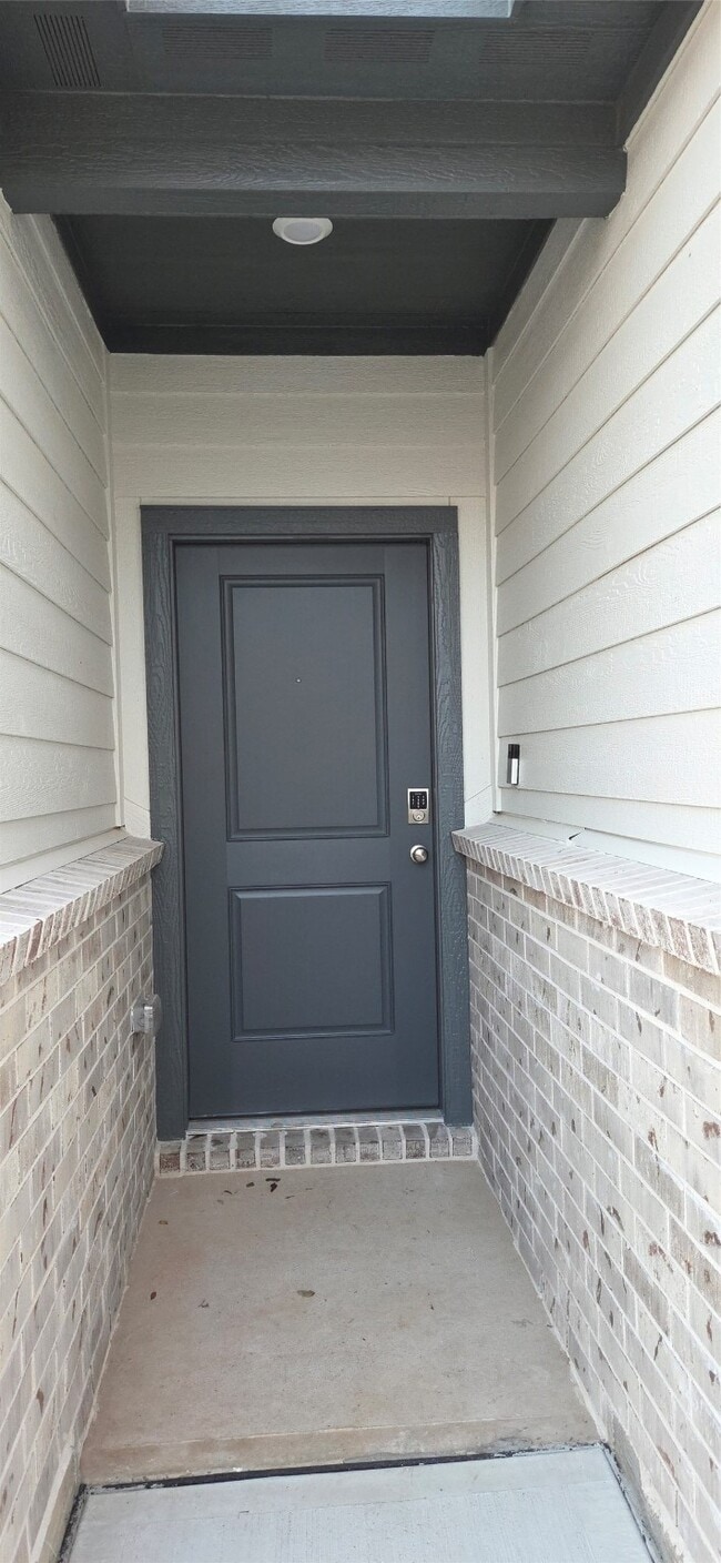 Building Photo - 21827 Black Tulip Ln