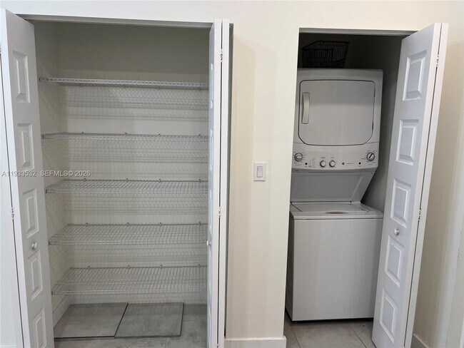 Building Photo - 8301 NW 41st St