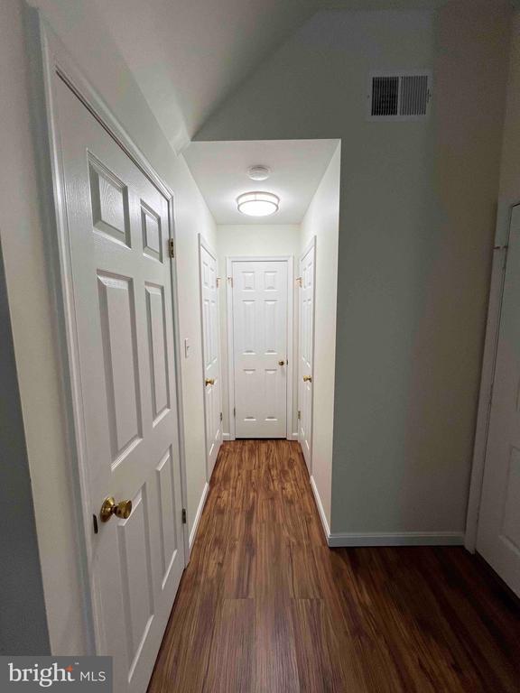 Building Photo - 6247 Spring Knoll Dr