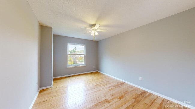 Building Photo - 2844 Chaseway Ct