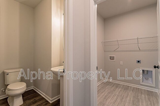 Building Photo - 131 Battery Creek Dr