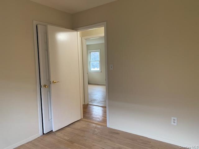 Building Photo - 2 Vanata Ct