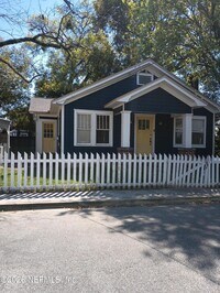 Building Photo - 2566 Haldumar Terrace