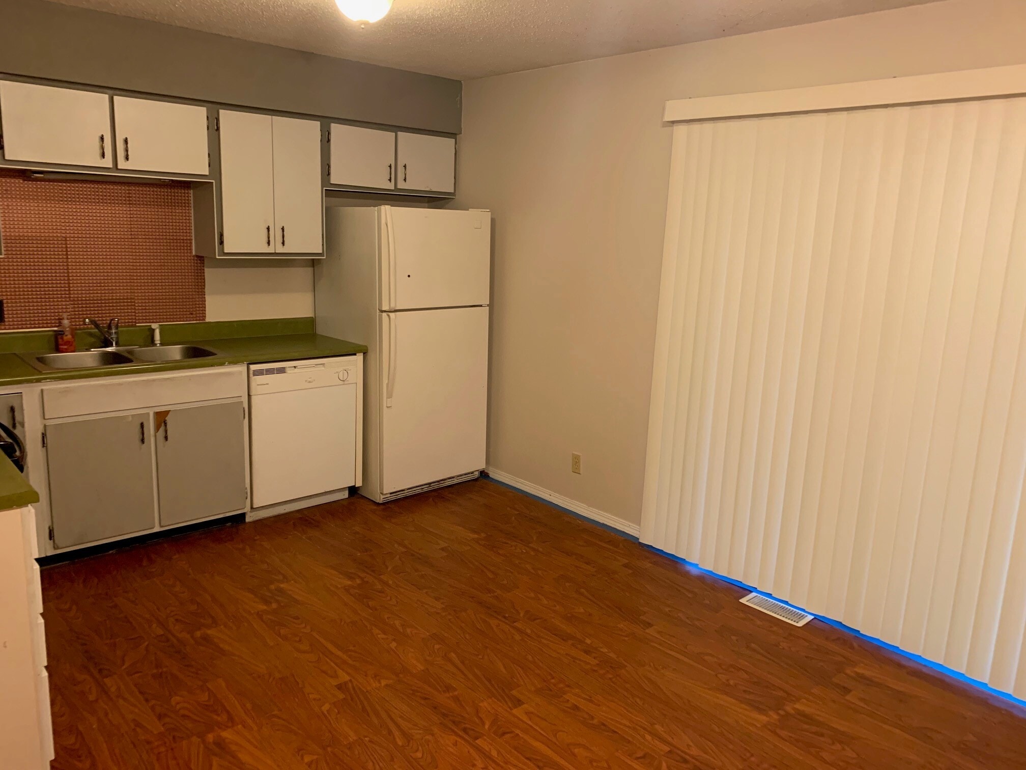 Building Photo - 1202 Brighton Dr