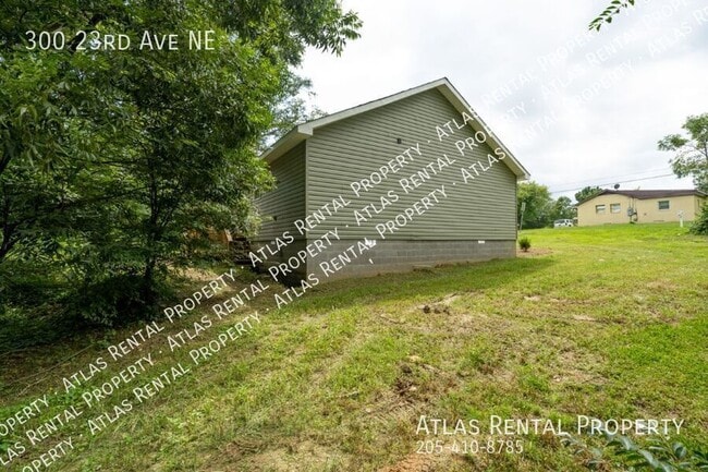 Building Photo - 300 23rd Ave NE