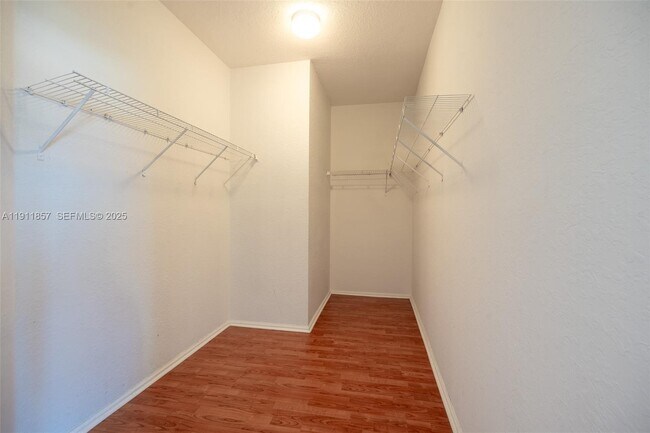 Building Photo - 1770 NE 37th Pl