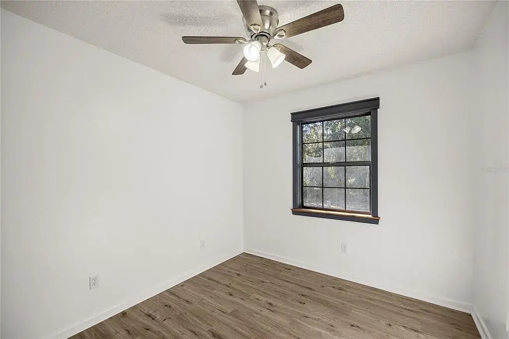 Building Photo - 78 Hemlock Dr