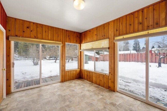 Building Photo - 3 bed 2 bathroom home in Newport
