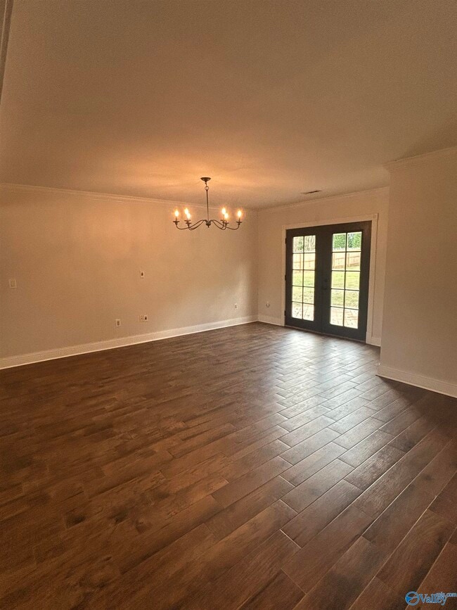 Building Photo - 2327 Quince Dr SE