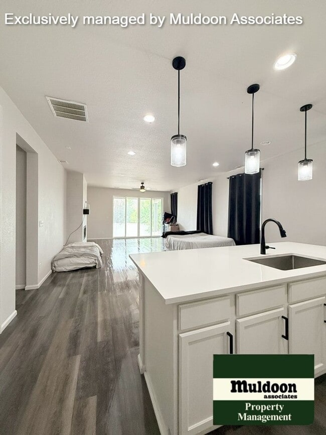 Building Photo - Like new home on the Northside of Pueblo!