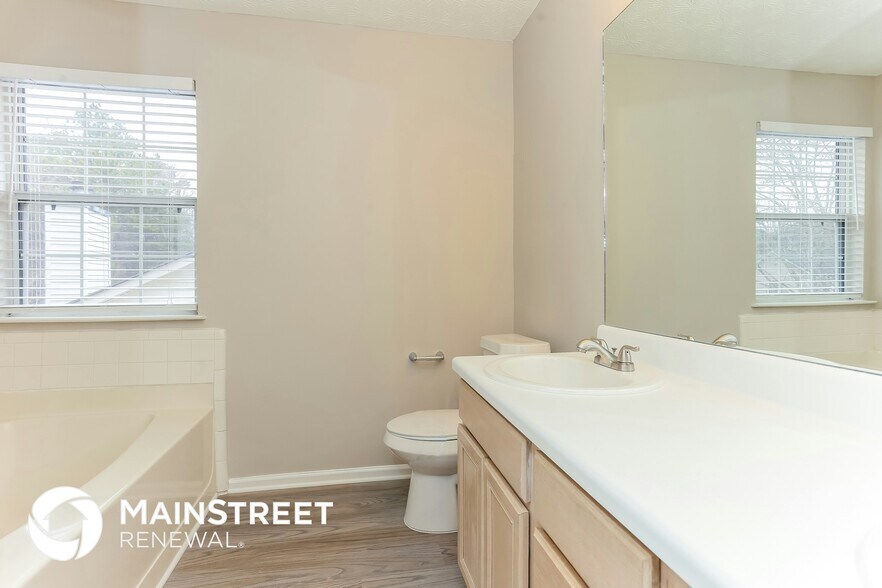 Building Photo - 3797 Landgraf Cove