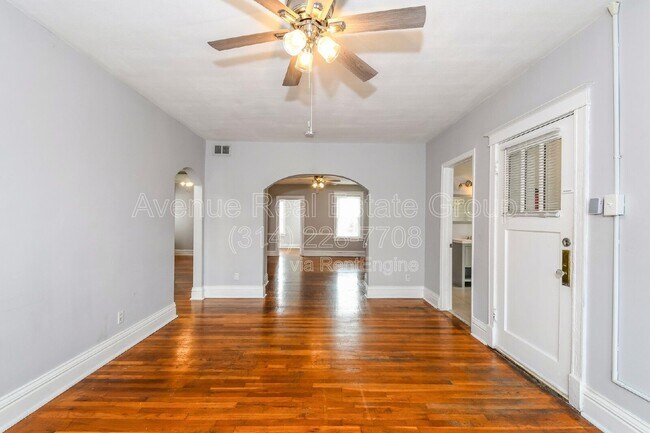 Building Photo - 753 Leland Ave