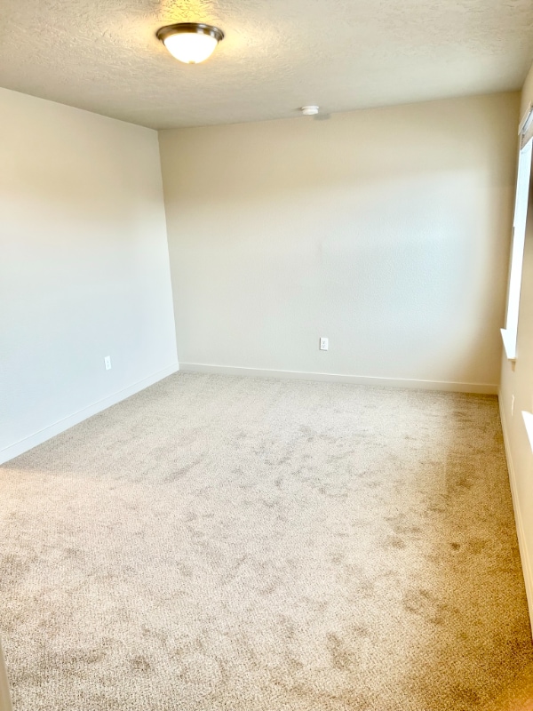 Building Photo - 2312 Spice Loop