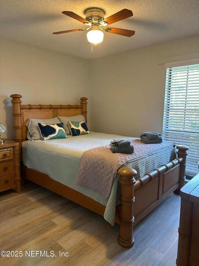 Building Photo - 133 Bermuda Ct