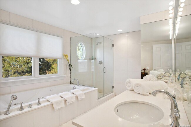 Building Photo - 145 Olivers Cove Ln