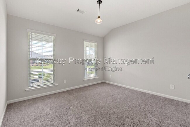 Building Photo - 221 Ducal St