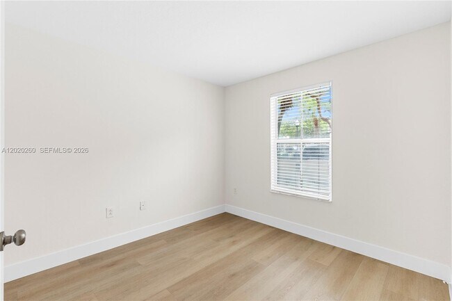 Building Photo - 3178 SW 128th Terrace