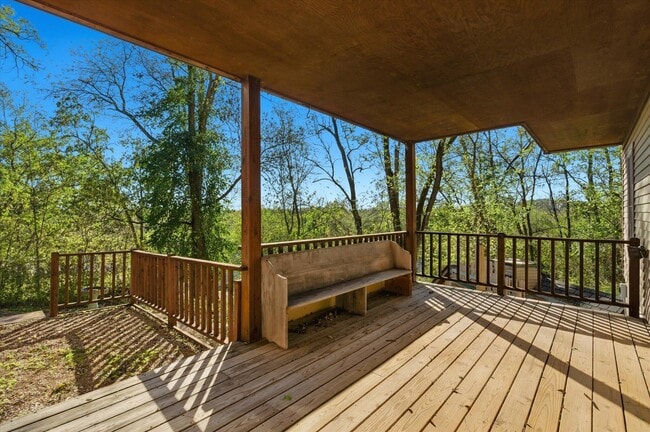 Building Photo - 102 N Gaw St