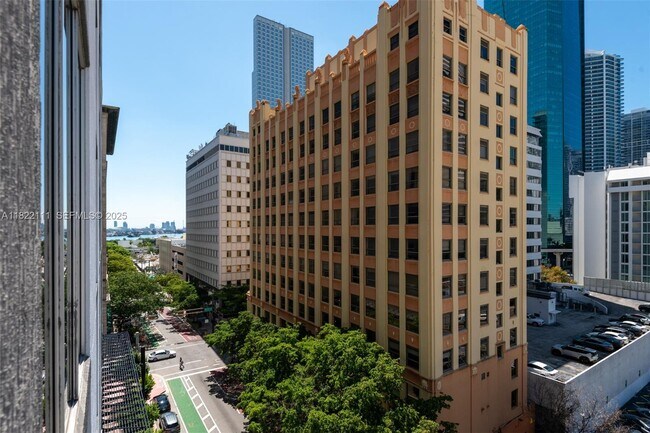 Building Photo - 151 SE 1st St