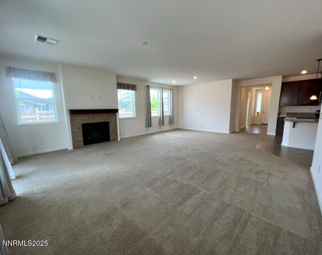 Building Photo - 7273 Hillstone Rd