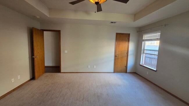 Building Photo - 3 Bed 2 Bath in Oklahoma City!