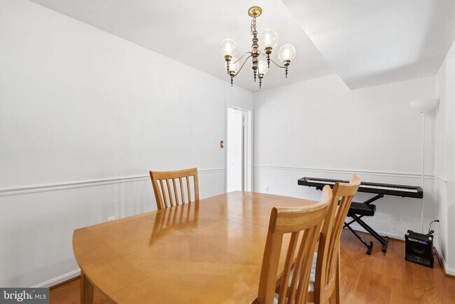 Building Photo - 3695 Persimmon Cir
