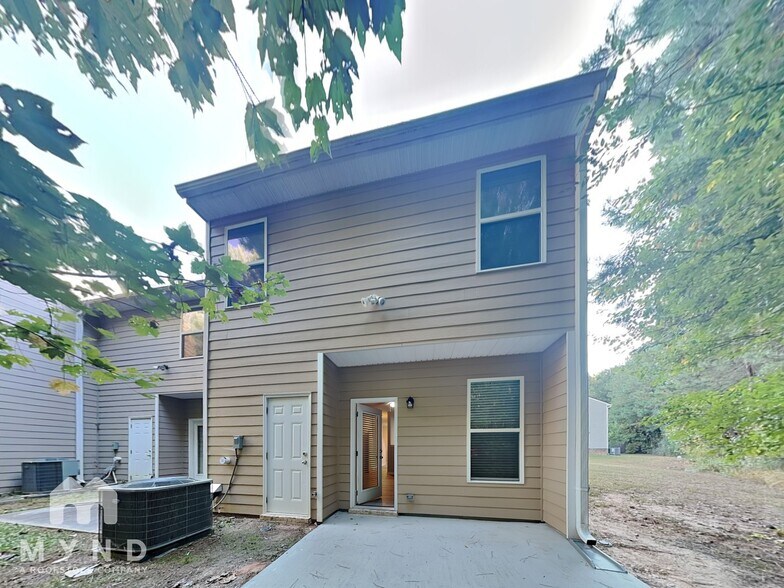 Building Photo - 2650 Parrish Ct