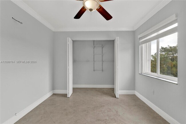Building Photo - 6200 W Flagler St