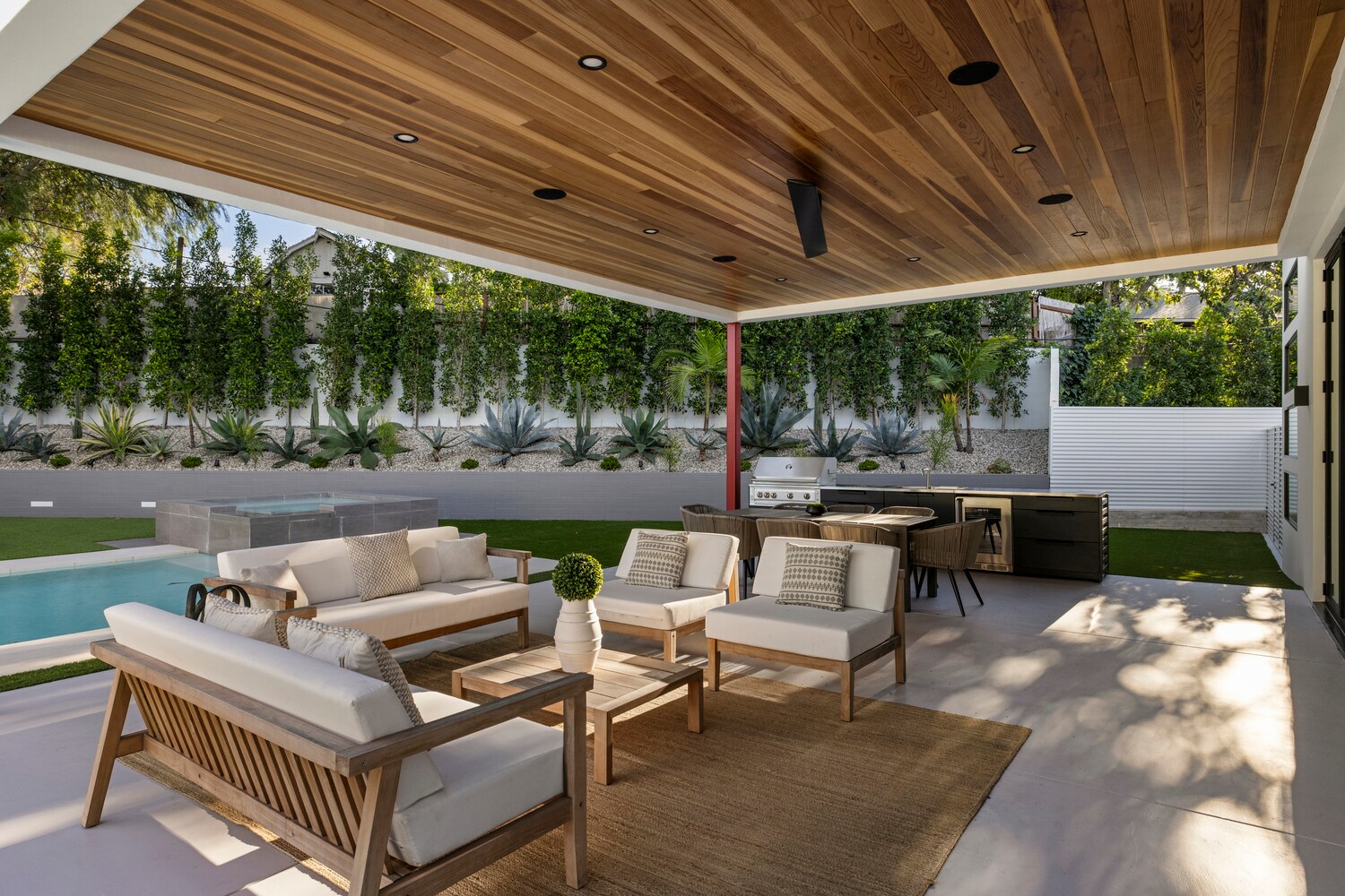 Building Photo - 22020 Alizondo Dr